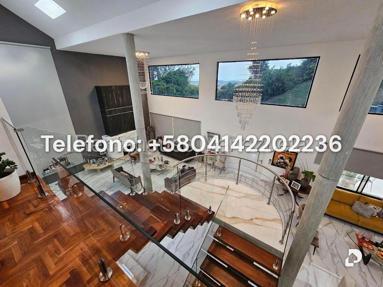 Casa en La Lagunita Country Club, Caracas