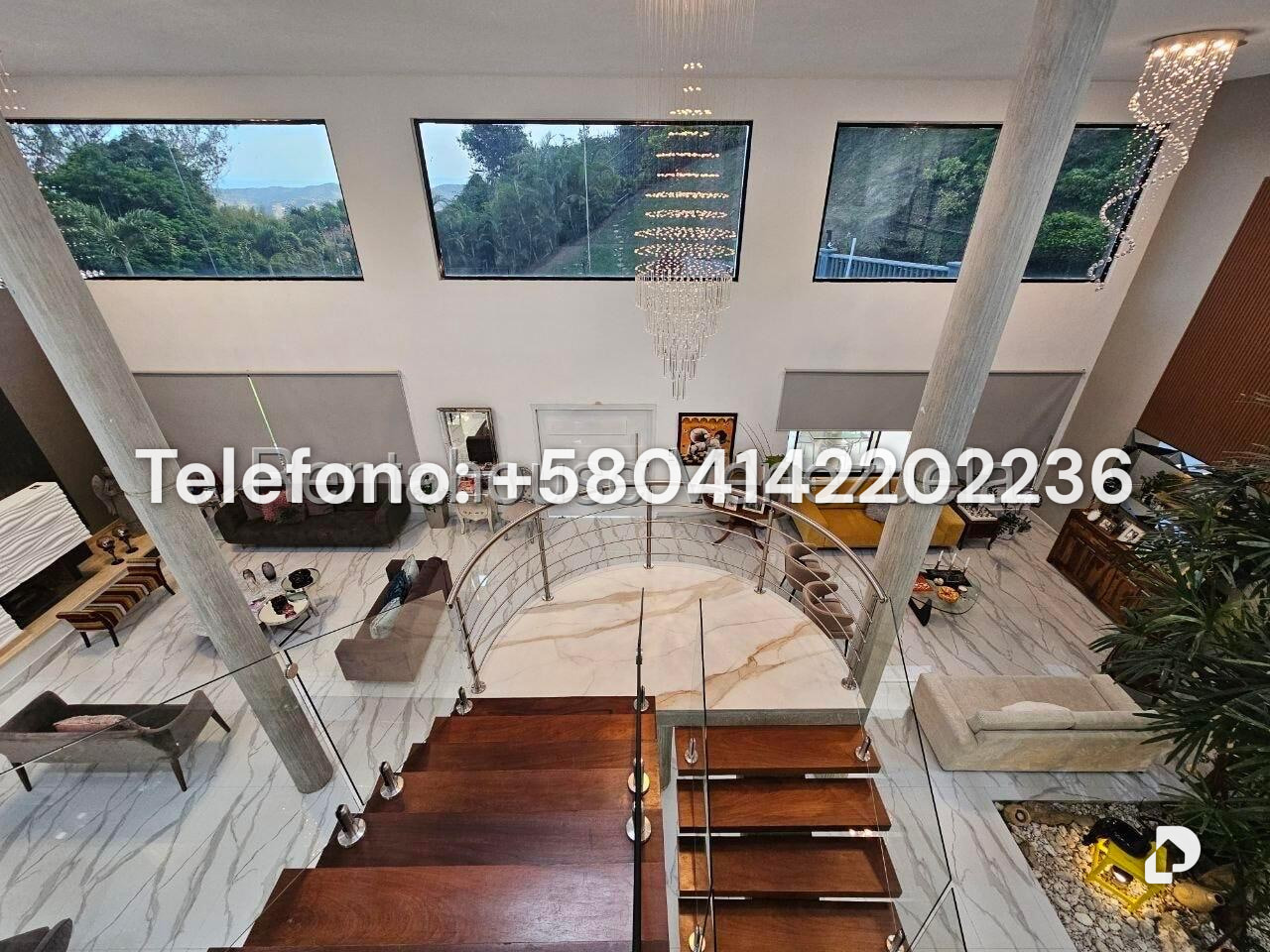 Casa en La Lagunita Country Club, Caracas
