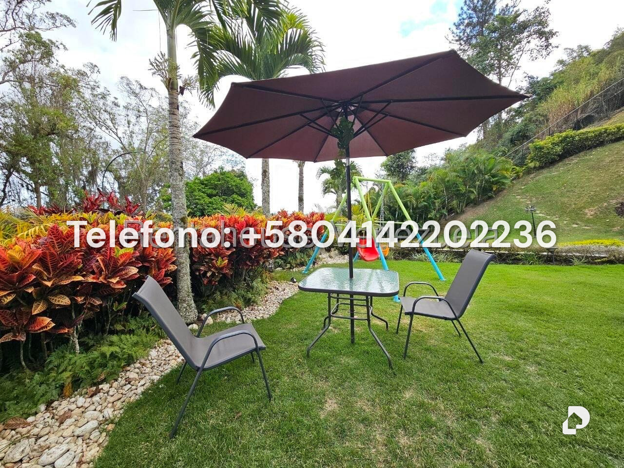 Casa en La Lagunita Country Club, Caracas