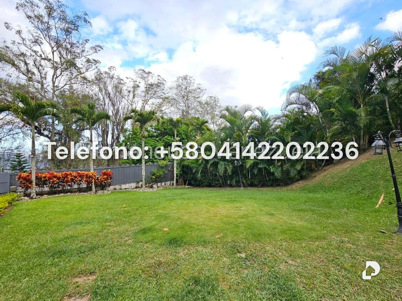 Casa en La Lagunita Country Club, Caracas