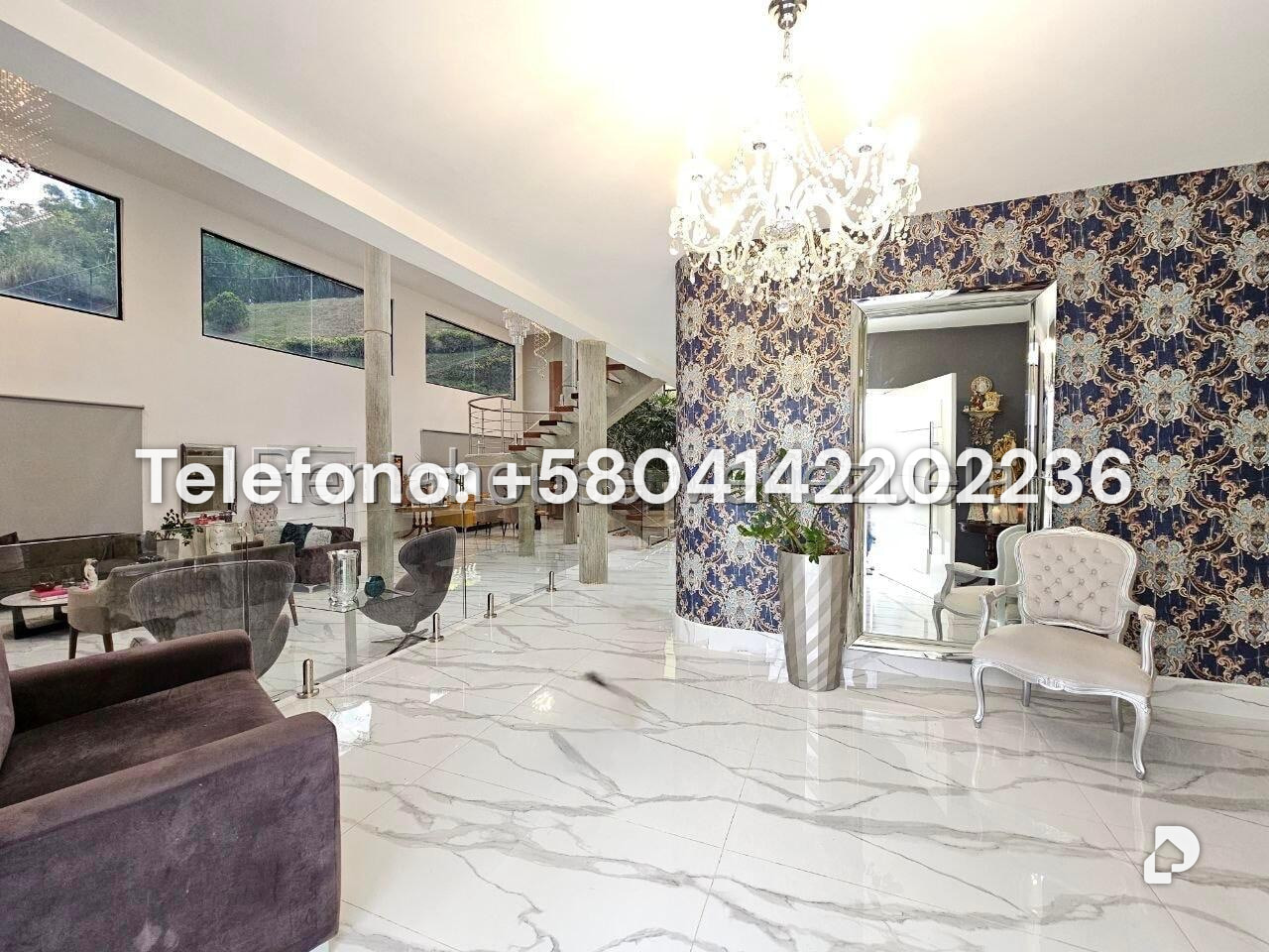 Casa en La Lagunita Country Club, Caracas
