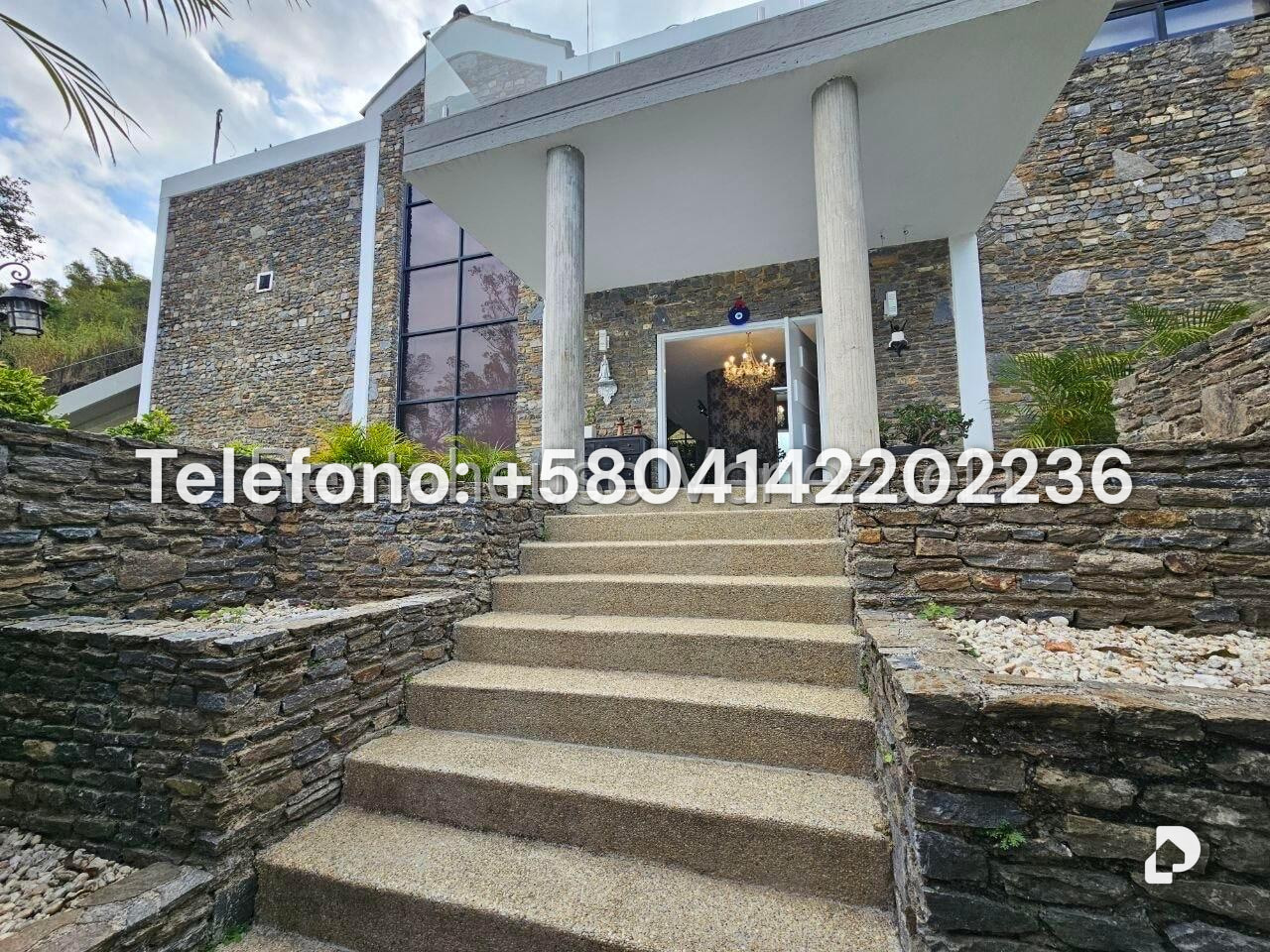 Casa en La Lagunita Country Club, Caracas