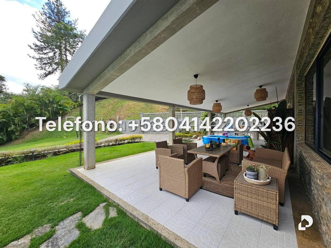 Casa en La Lagunita Country Club, Caracas