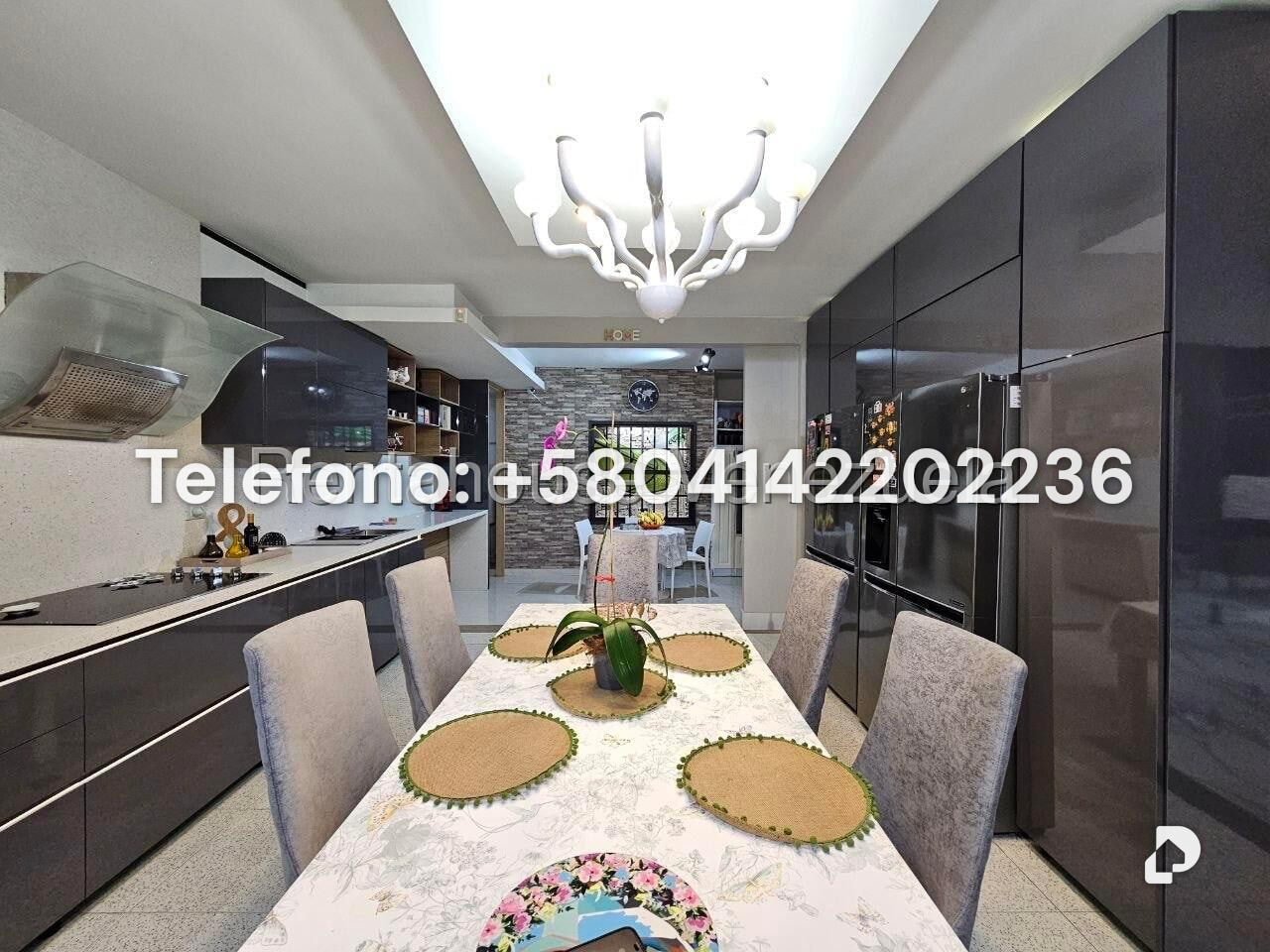 Casa en La Lagunita Country Club, Caracas