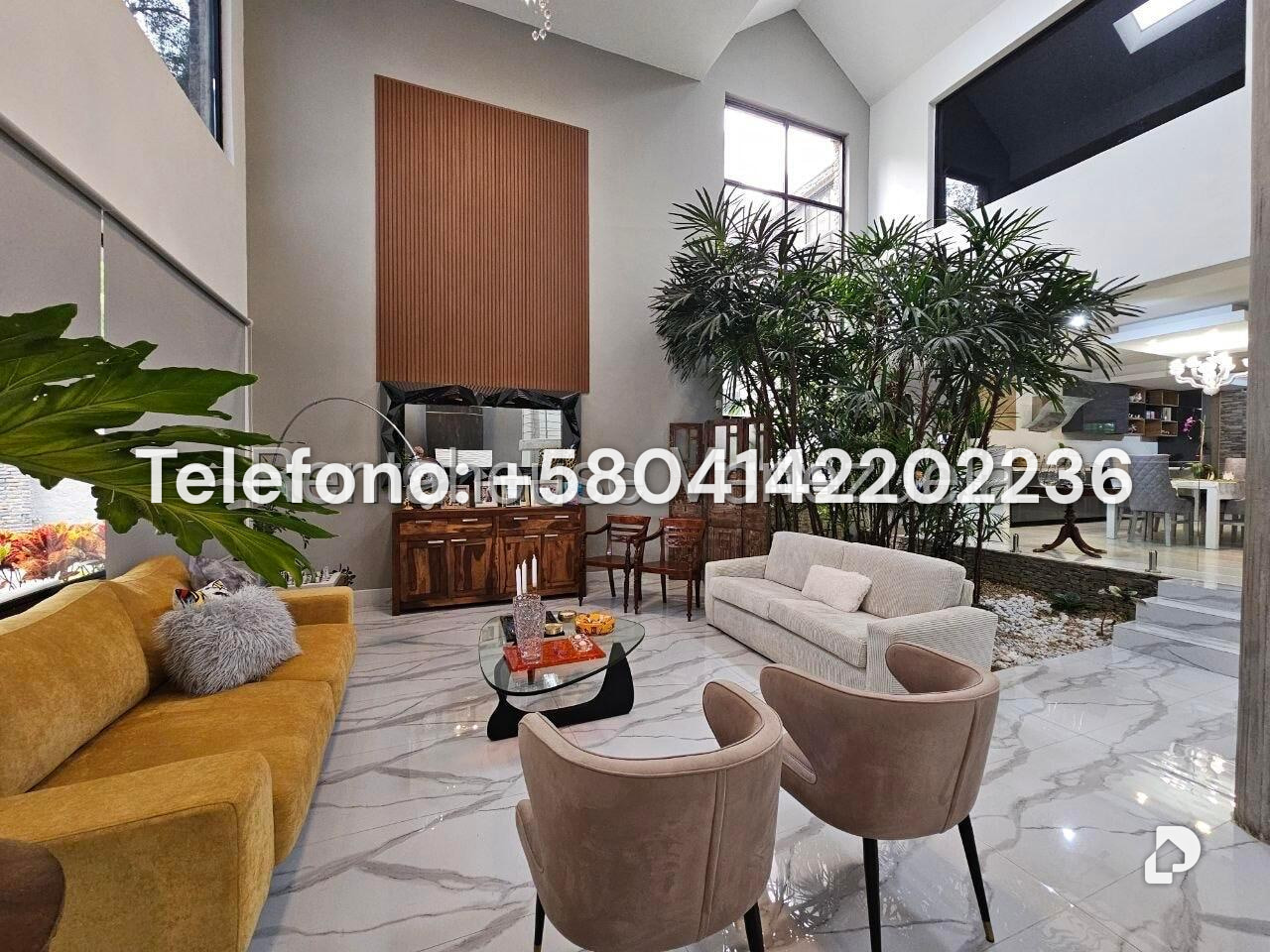 Casa en La Lagunita Country Club, Caracas