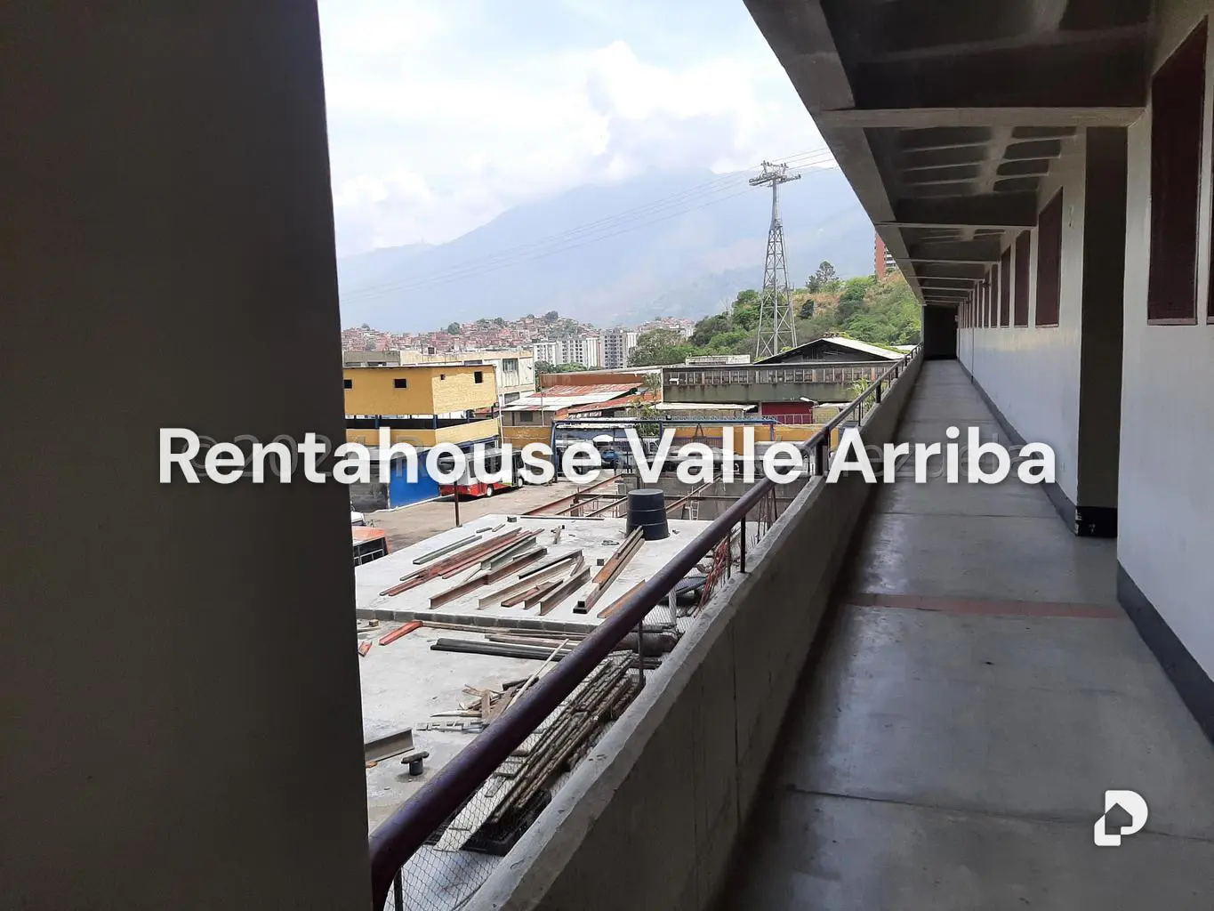 Edificio en Palo Verde, Caracas – 18