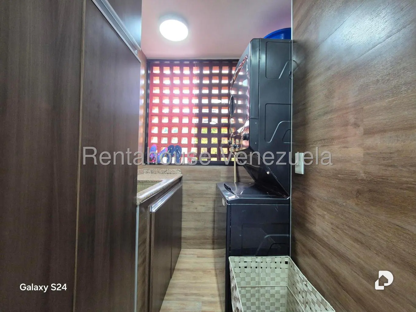 Apartamento en Lomas de La Alameda, Caracas – 19