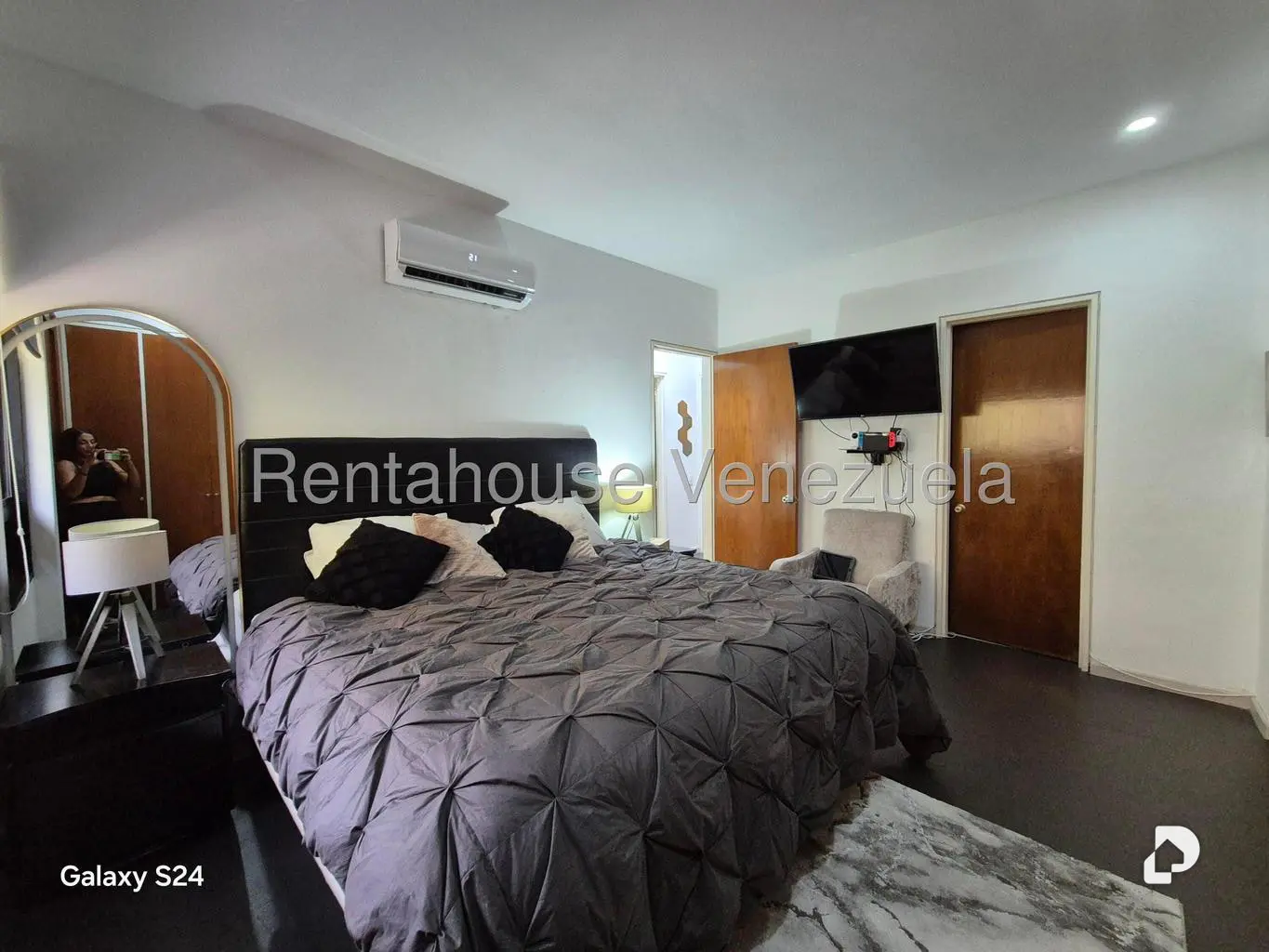 Apartamento en Lomas de La Alameda, Caracas – 24