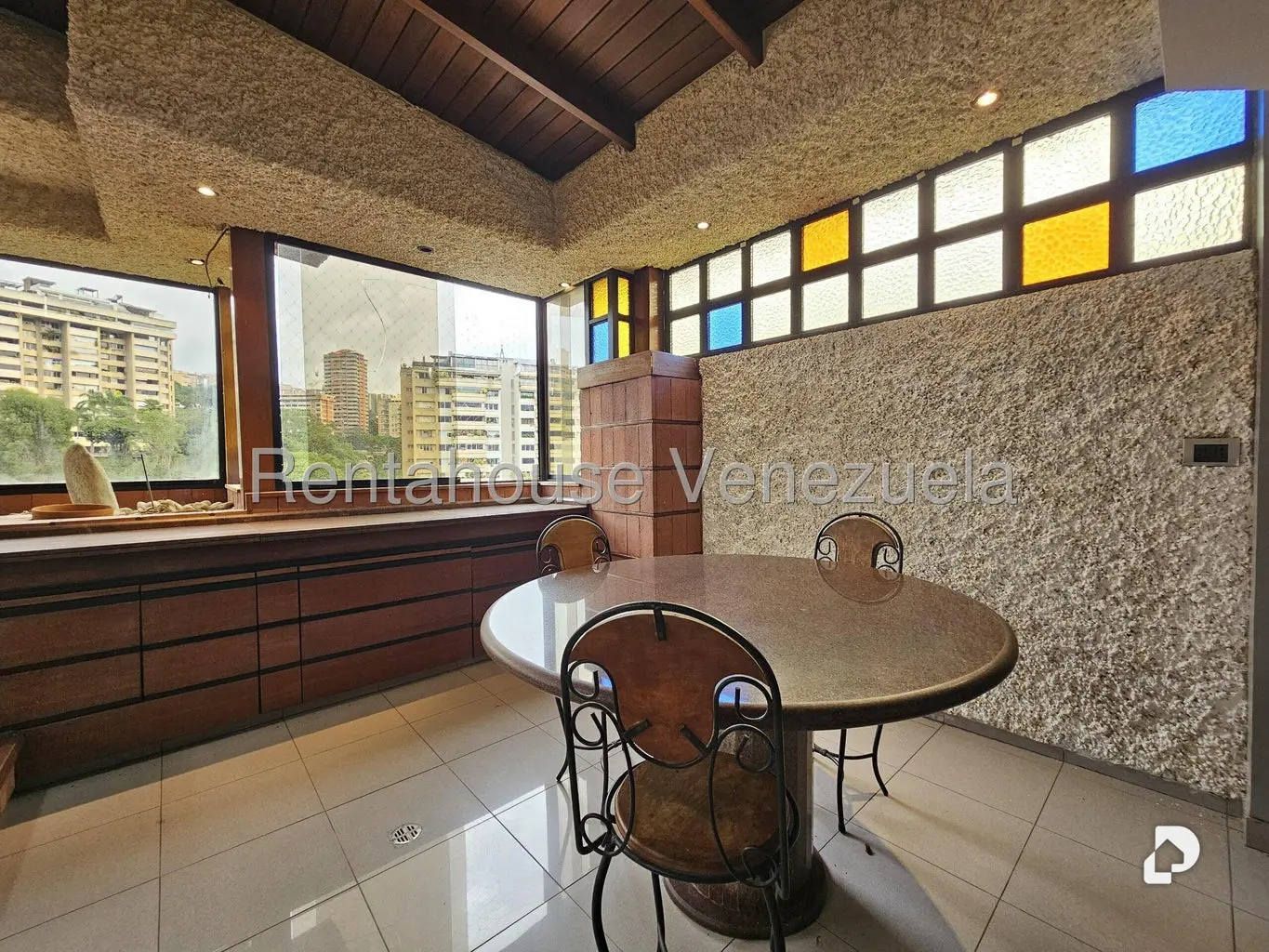 Apartamento en Santa Rosa de Lima, Caracas – 10