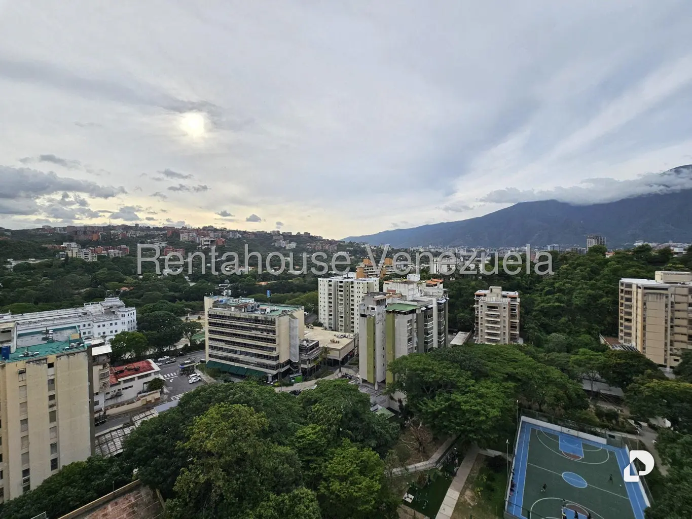 Apartamento en Santa Rosa de Lima, Caracas – 23