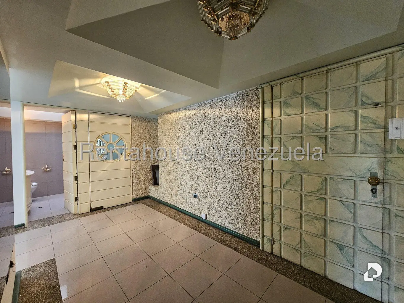 Apartamento en Santa Rosa de Lima, Caracas – 2
