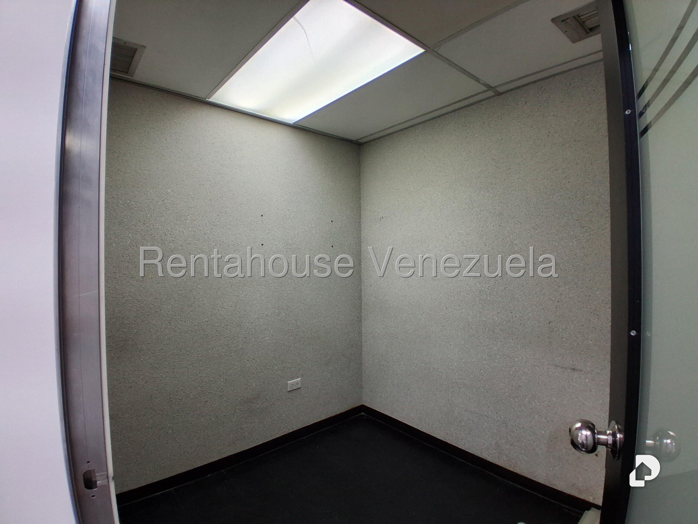 Oficina en El Rosal, Caracas – 5