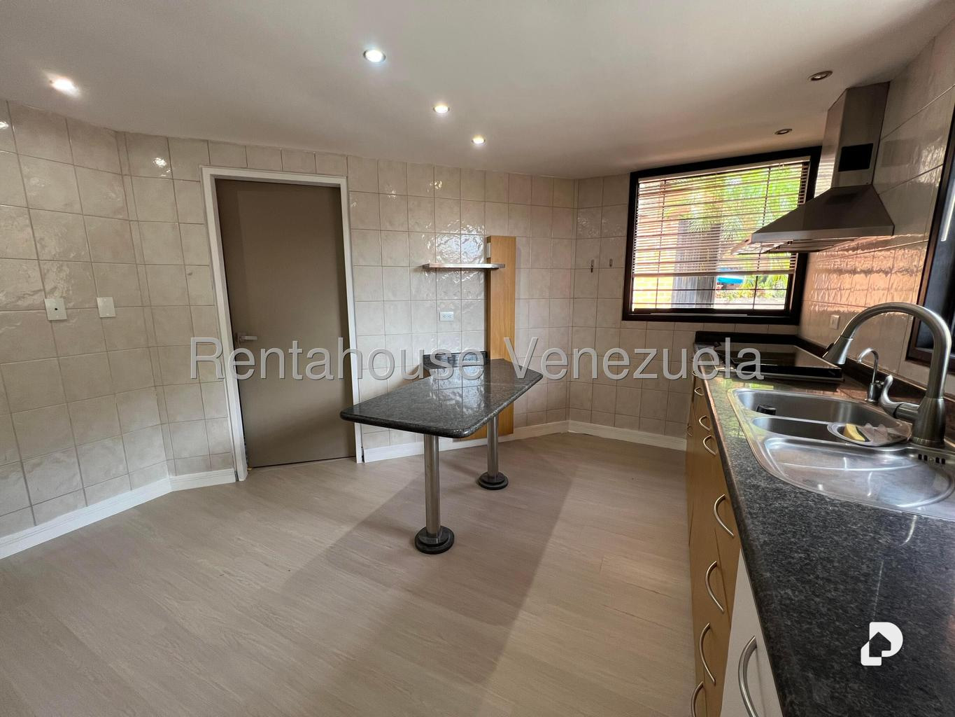 Apartamento en Lomas de La Alameda, Caracas – 17