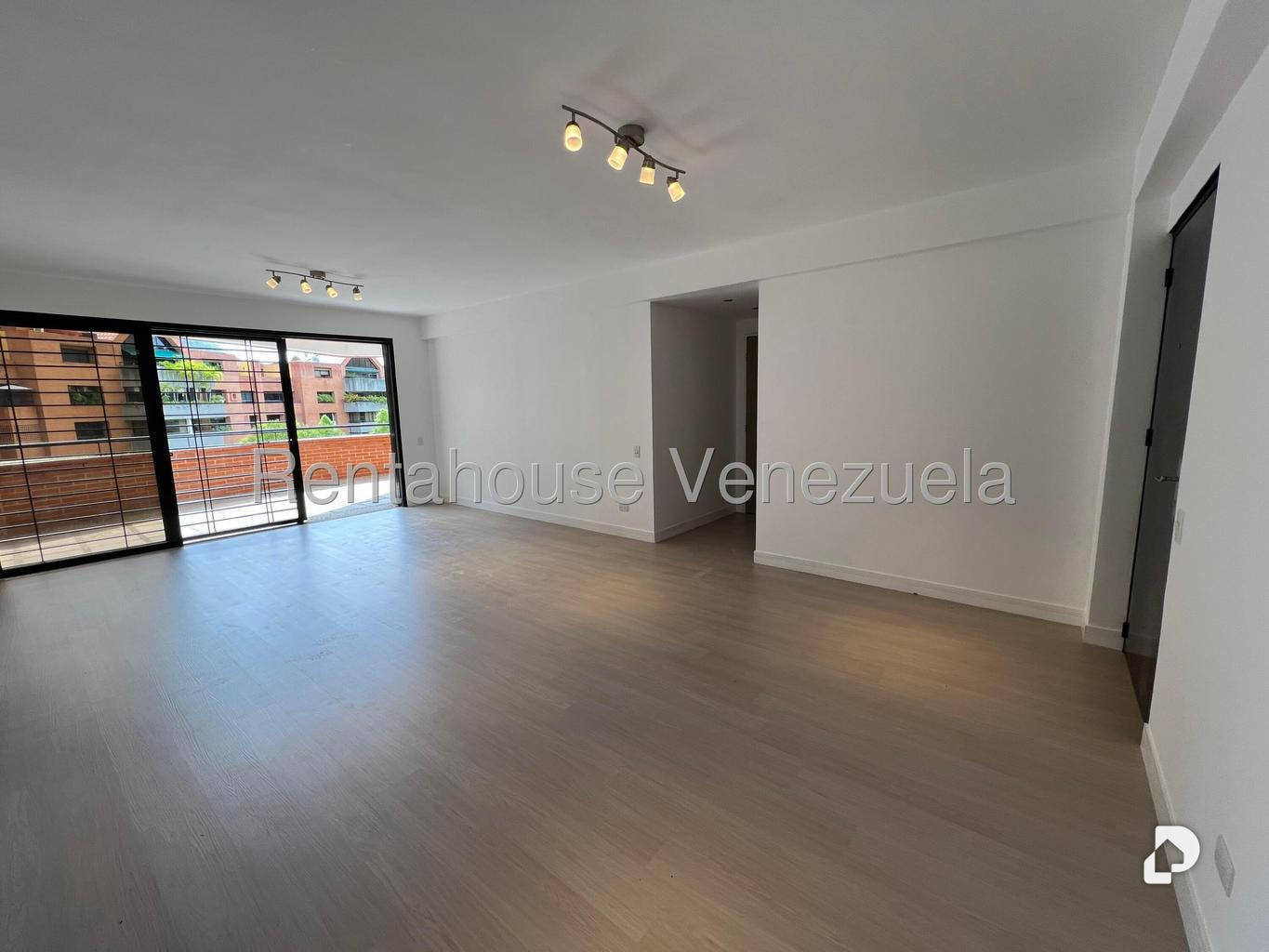 Apartamento en Lomas de La Alameda, Caracas – 2