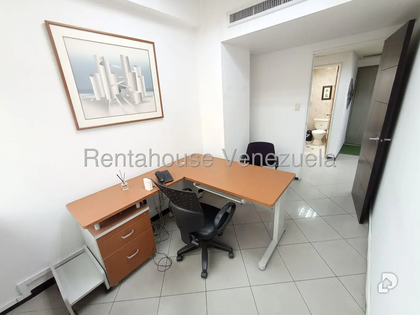 Oficina en Chacaito, Caracas – 12