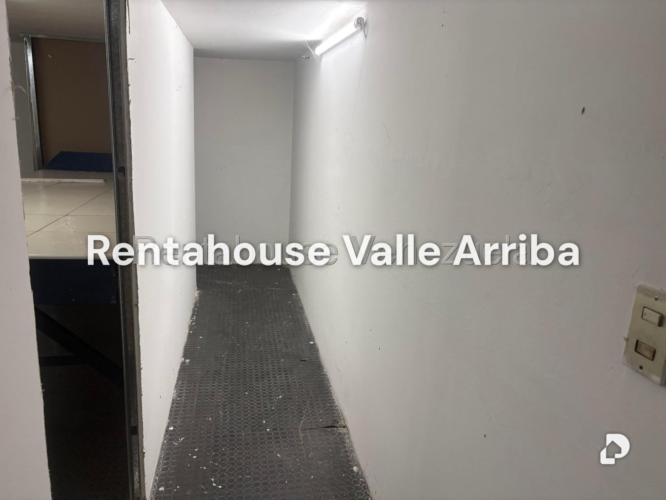 Local comercial en Las Acacias, Caracas – 8