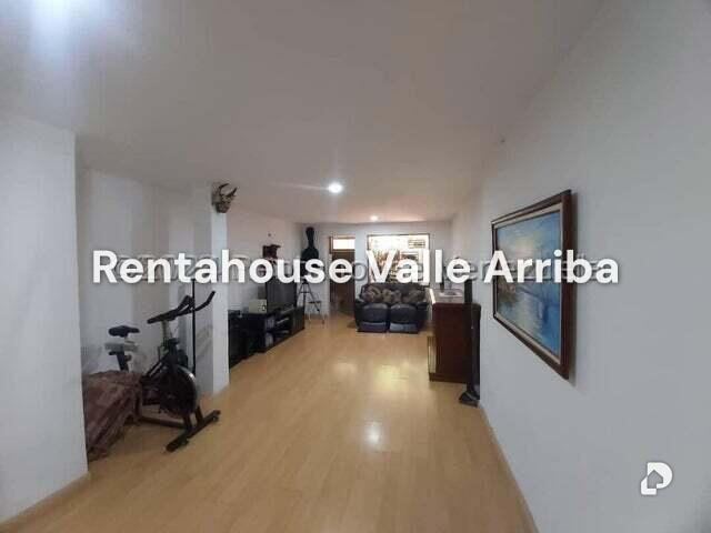 Casa en Santa Fe Norte, Caracas – 4