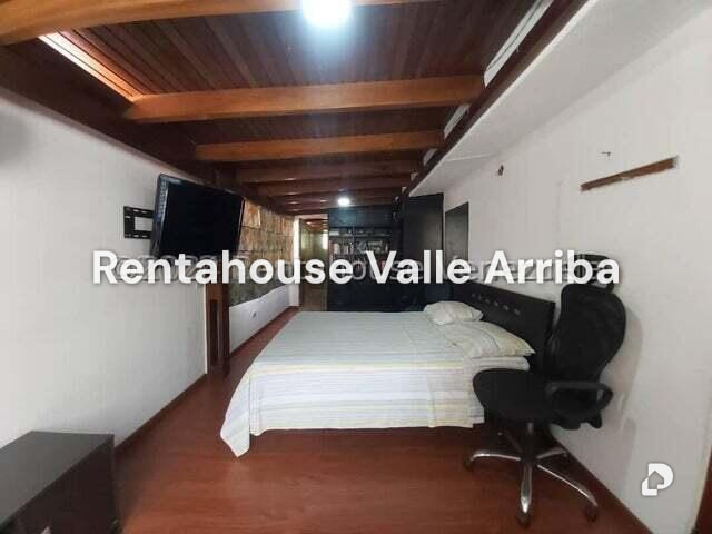 Casa en Santa Fe Norte, Caracas – 28
