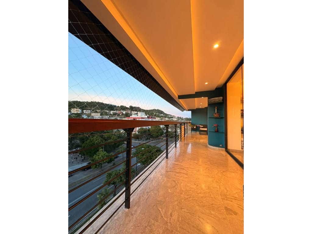 Apartamento en Cumbres de Curumo, Caracas - 1