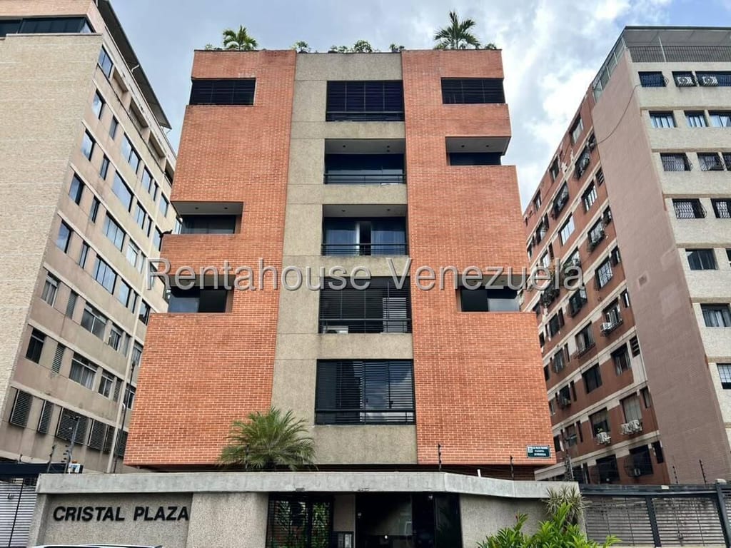 Apartamento en Los Palos Grandes, Caracas - 1
