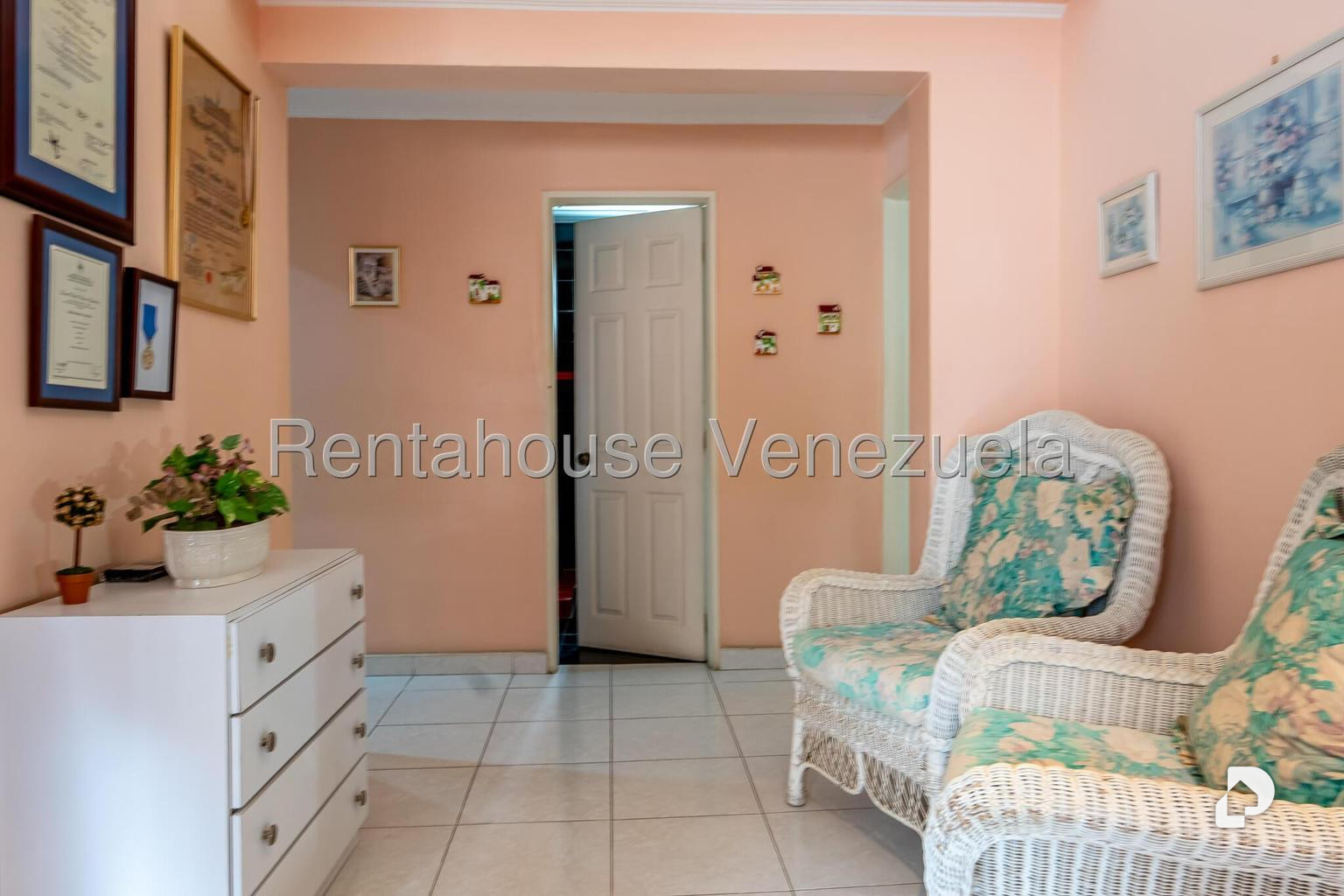 Casa en Lomas de Prados del Este, Caracas – 21