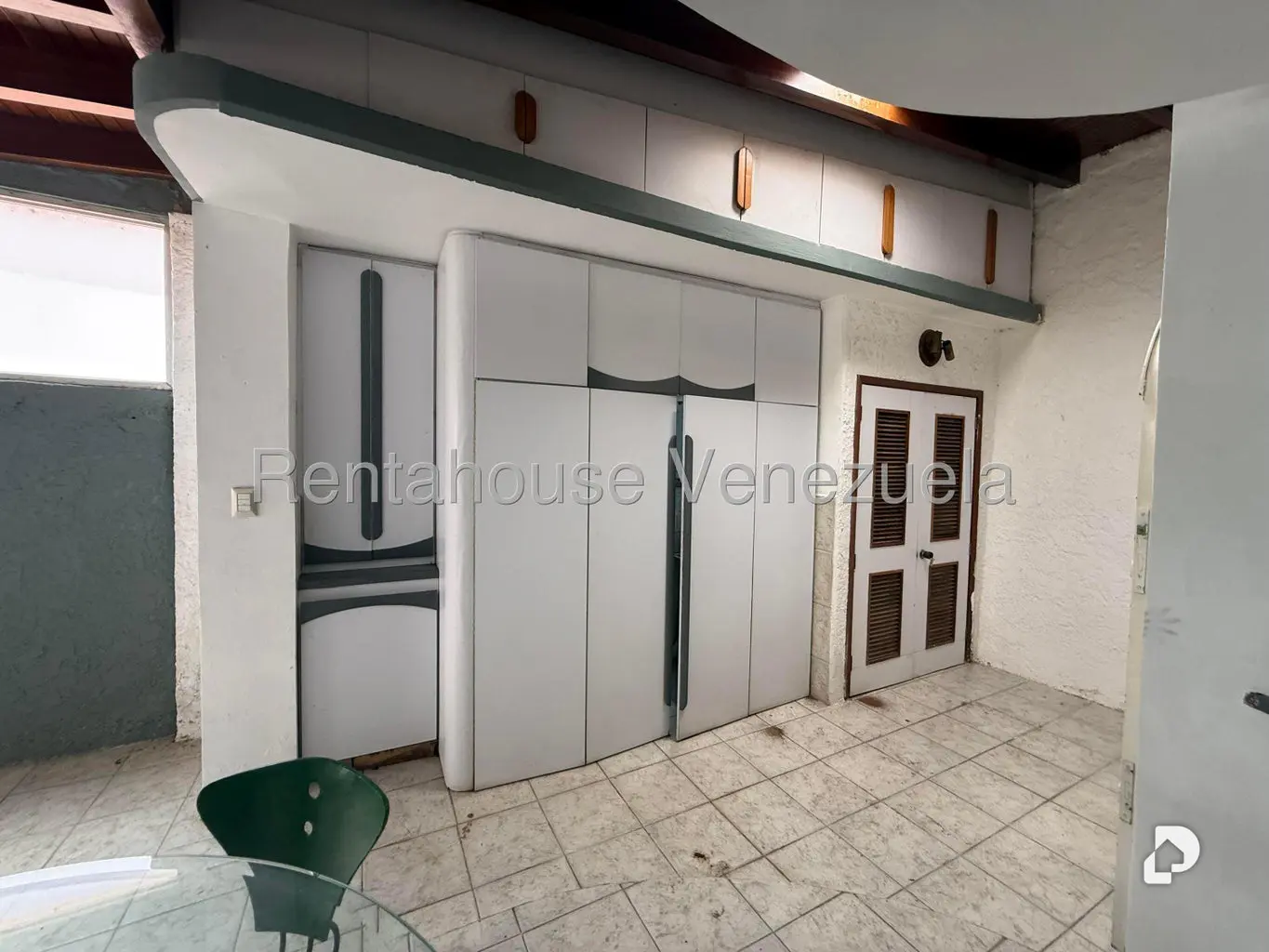 Casa en Alto Prado, Caracas – 13