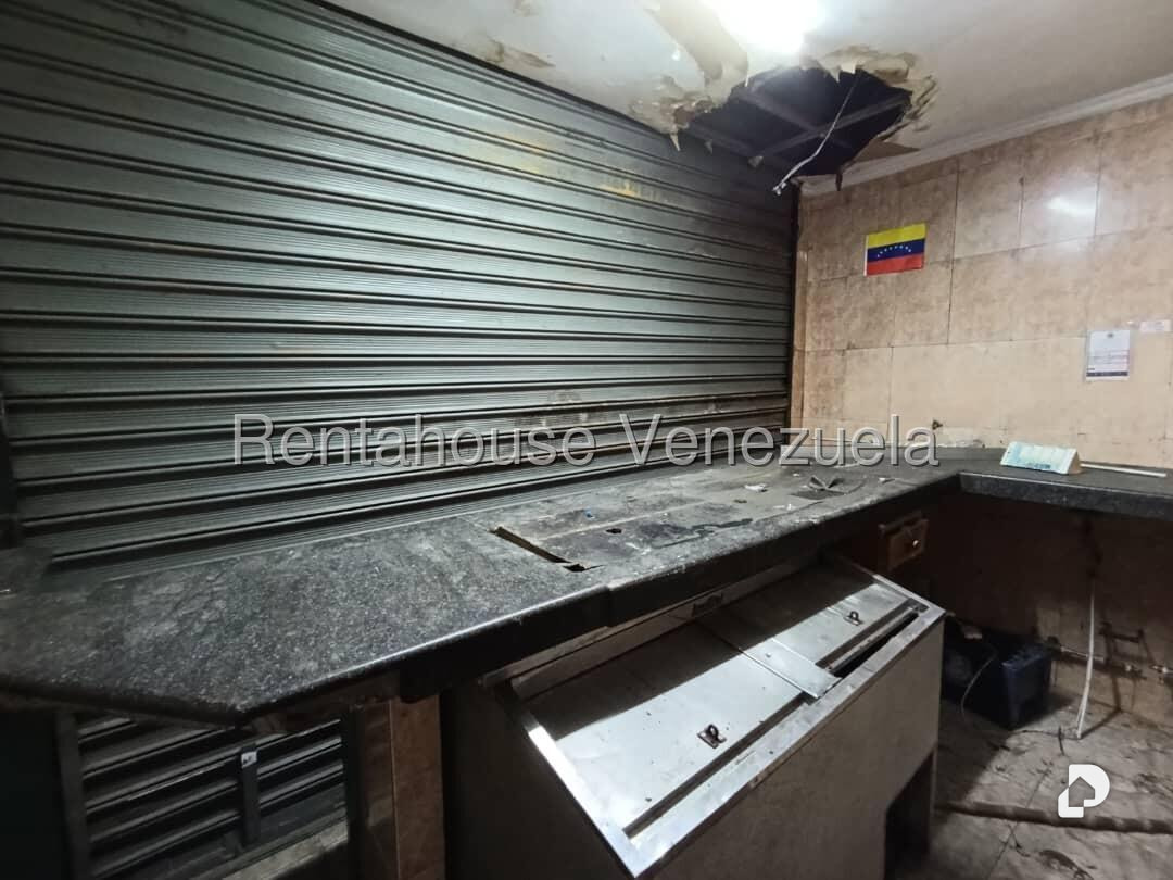 Local comercial en Parroquia Santa Teresa, Caracas – 11