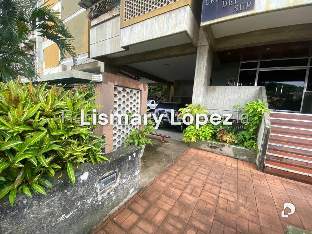 Apartamento en Santa Mónica, Caracas – 25
