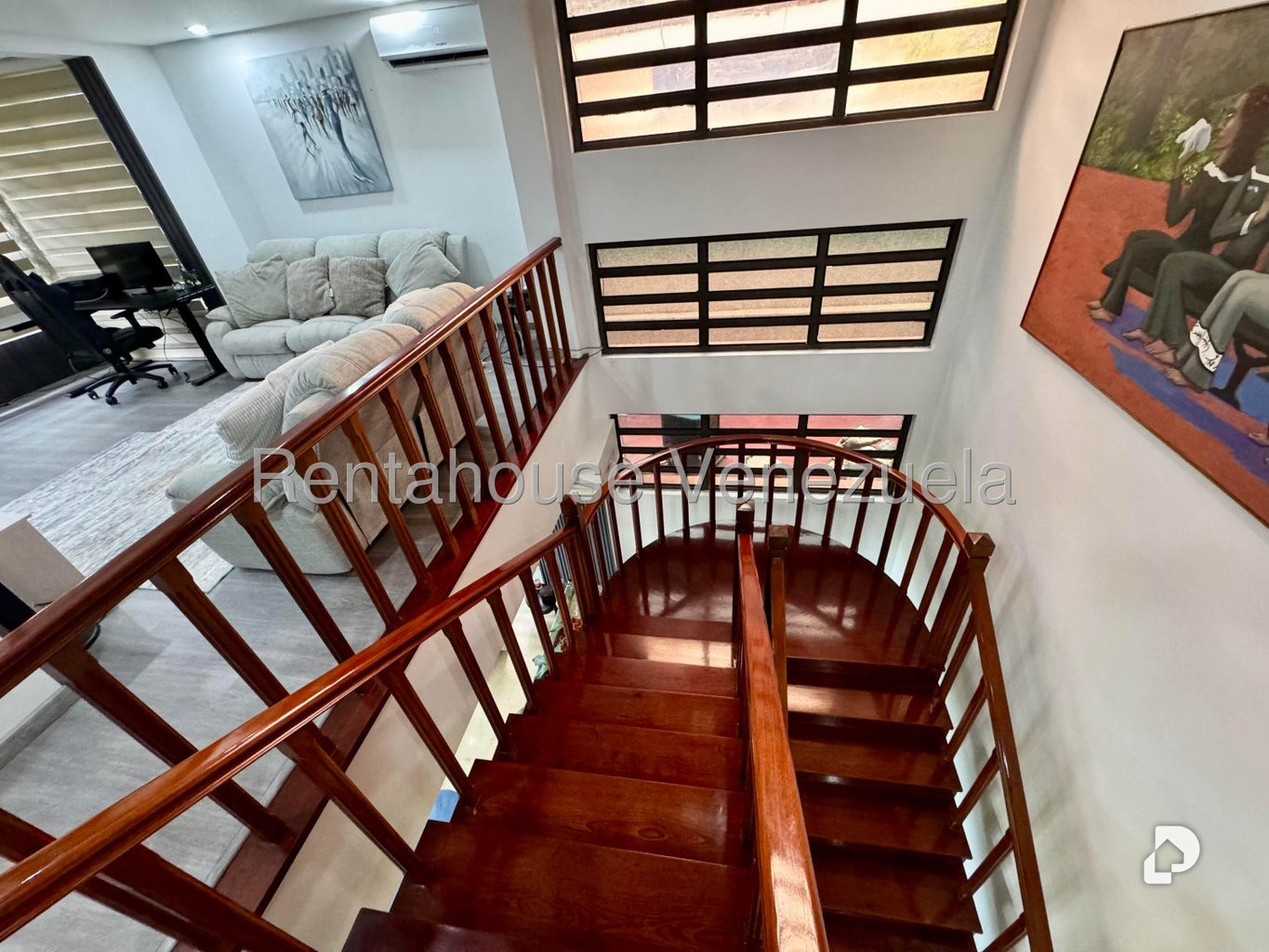 Casa en Colinas de Vista Alegre, Caracas – 24