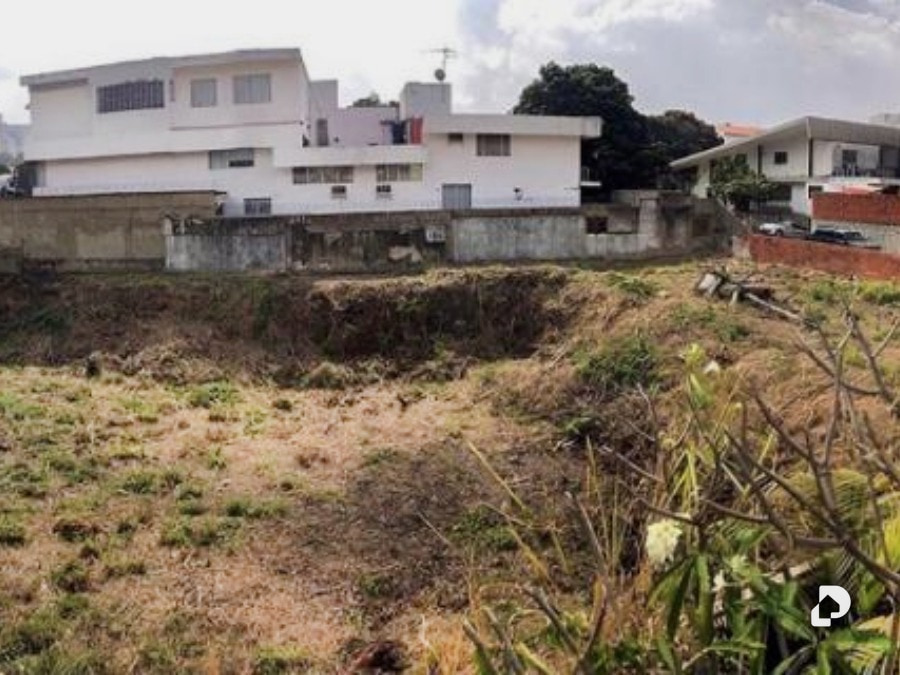 Terreno en Caracas – 2