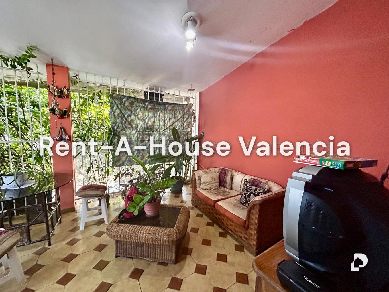 Casa en La Viña, Valencia