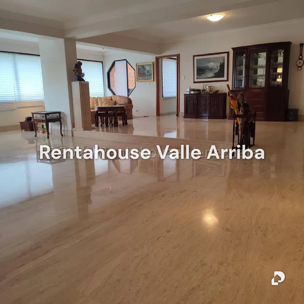 Apartamento en La Lagunita Country Club, Caracas – 2
