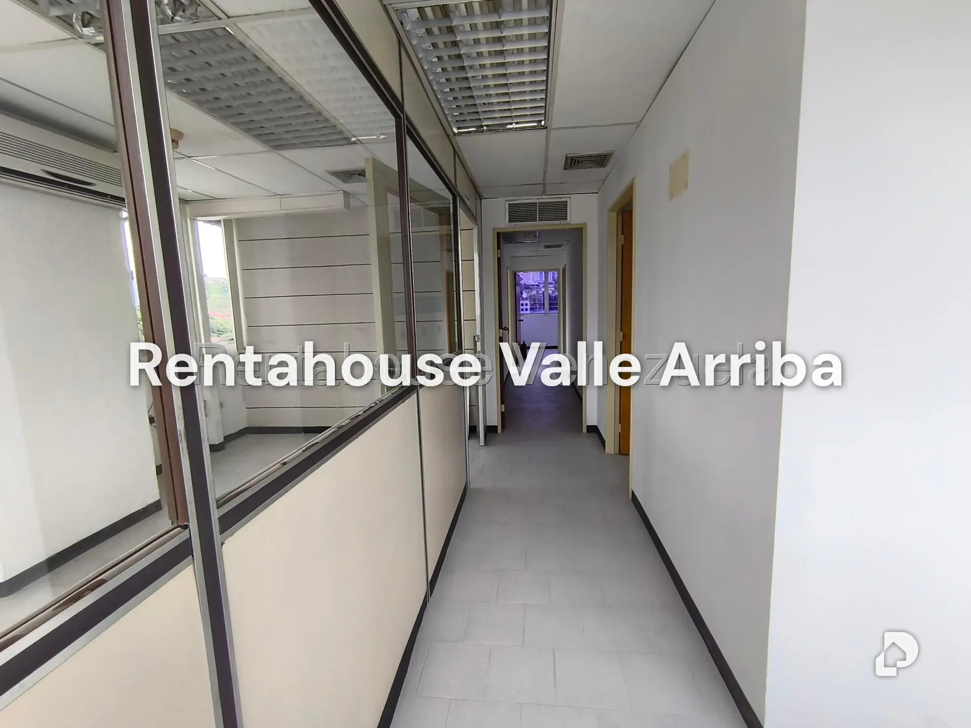 Local comercial en La Trinidad, Caracas – 7