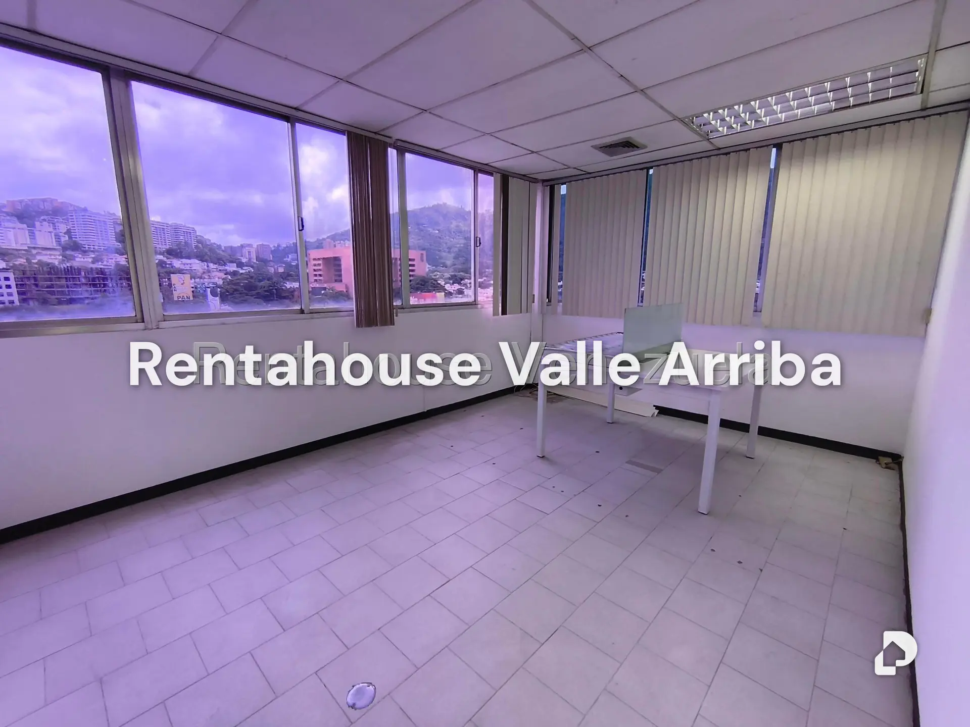 Local comercial en La Trinidad, Caracas – 9