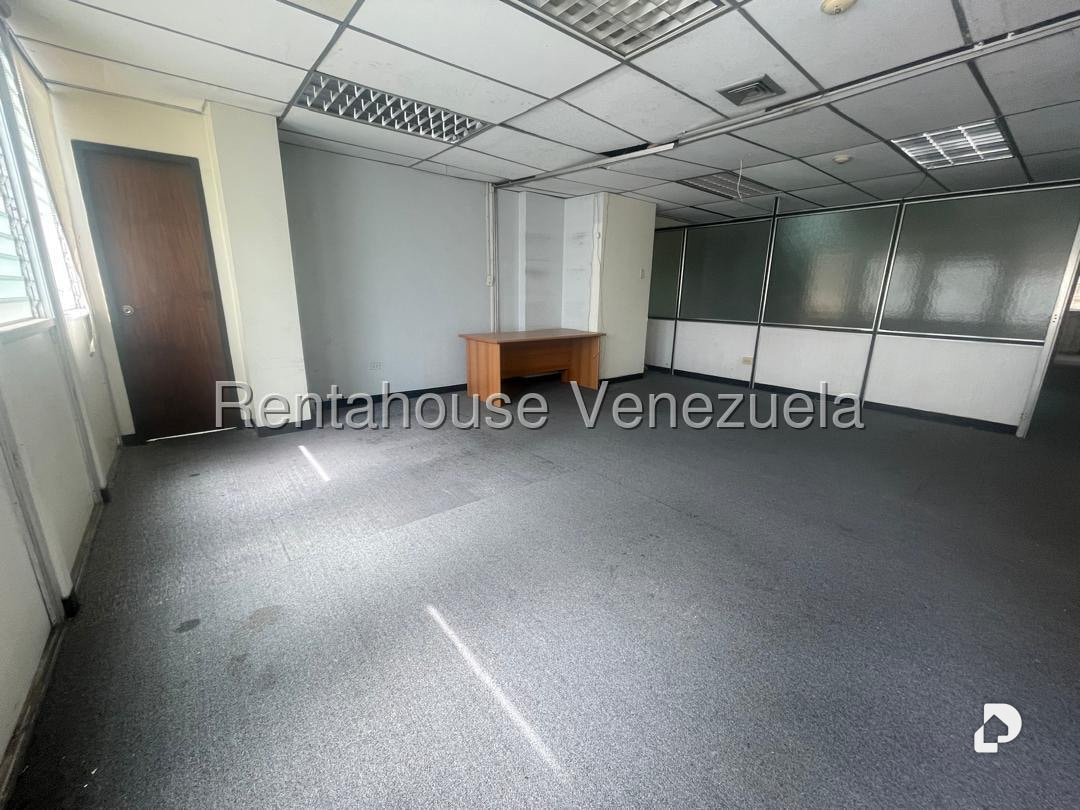 Oficina en El Rosal, Caracas – 9