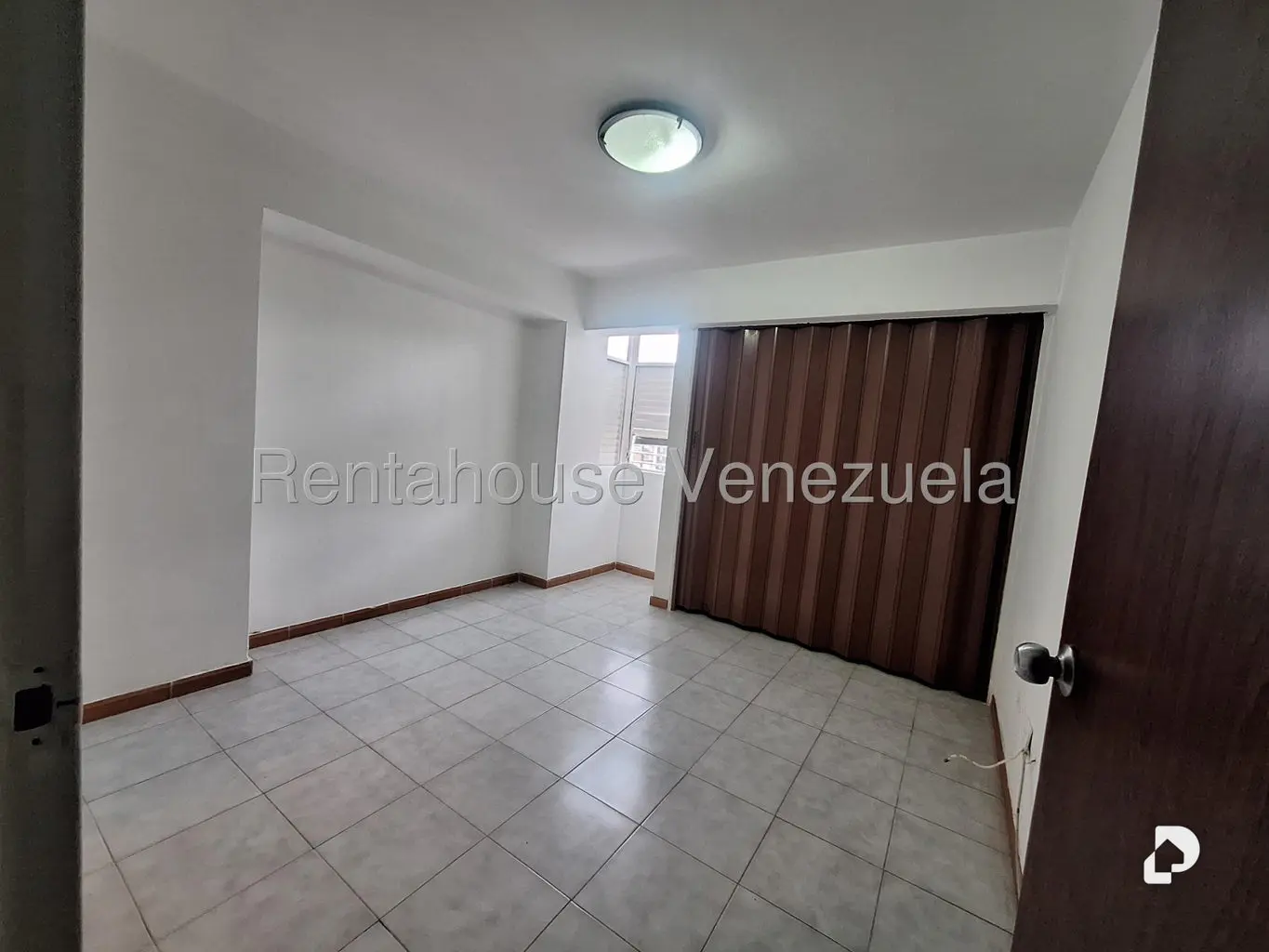 Apartamento en La California Norte, Caracas – 18