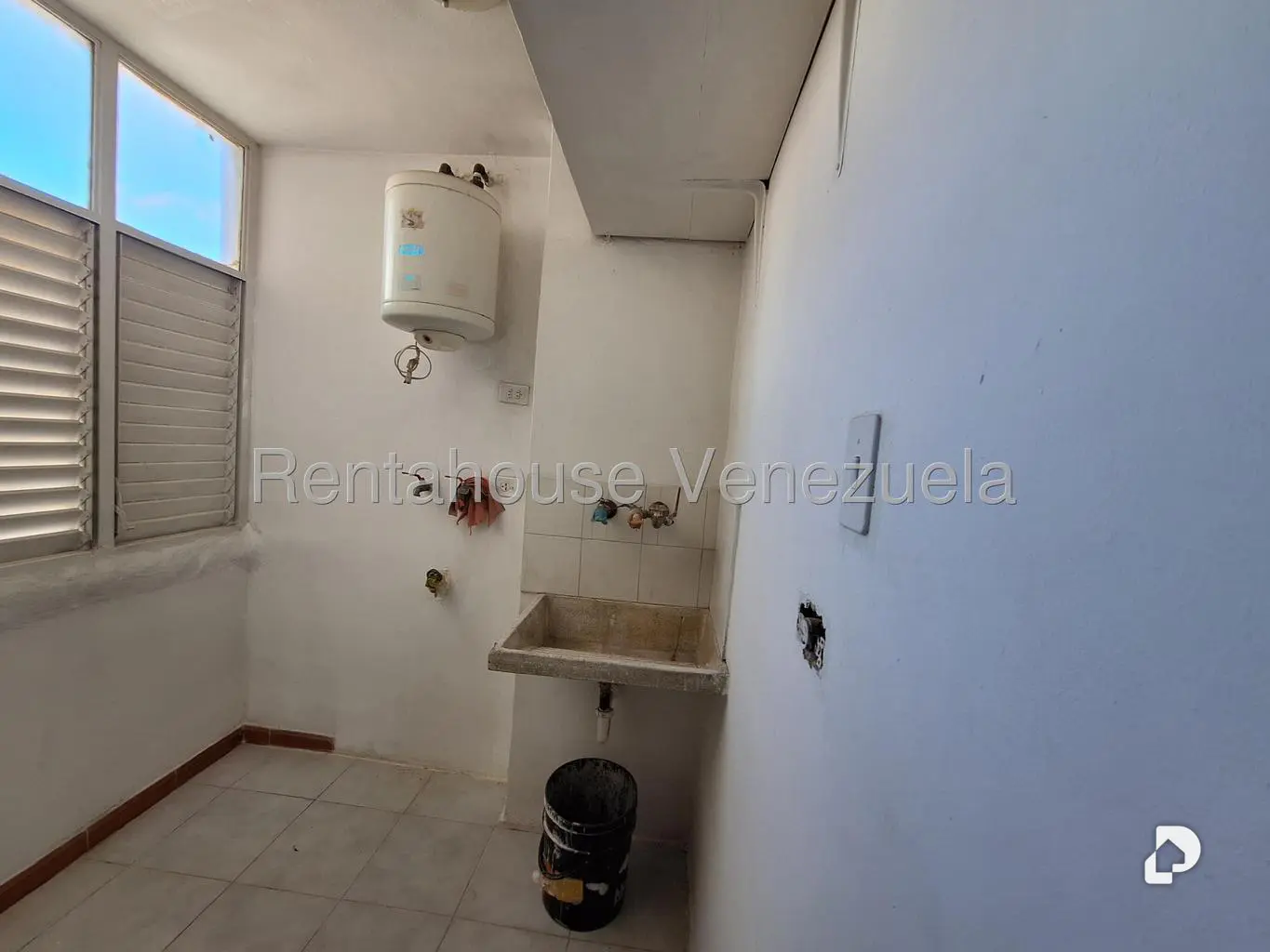 Apartamento en La California Norte, Caracas – 12