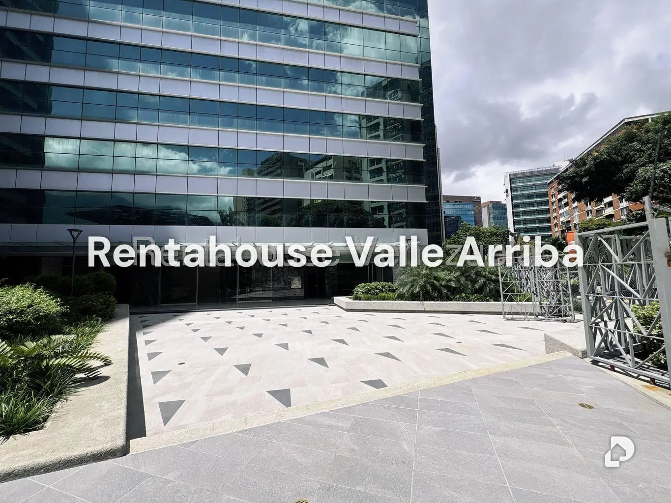 Commercial space in Campo Alegre, Caracas – 4