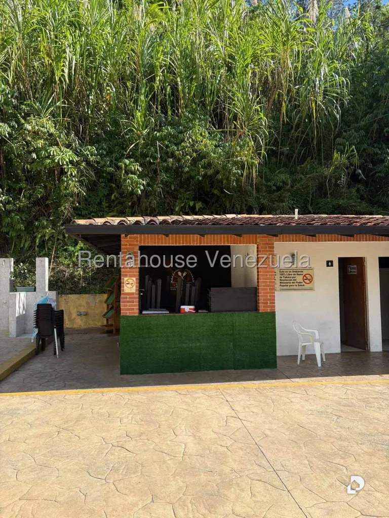 Apartamento en Colinas de La Tahona, Caracas – 11