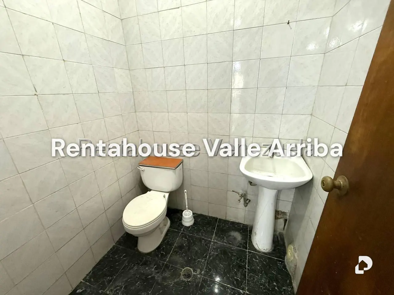 Local comercial en Quinta Crespo, Caracas – 14