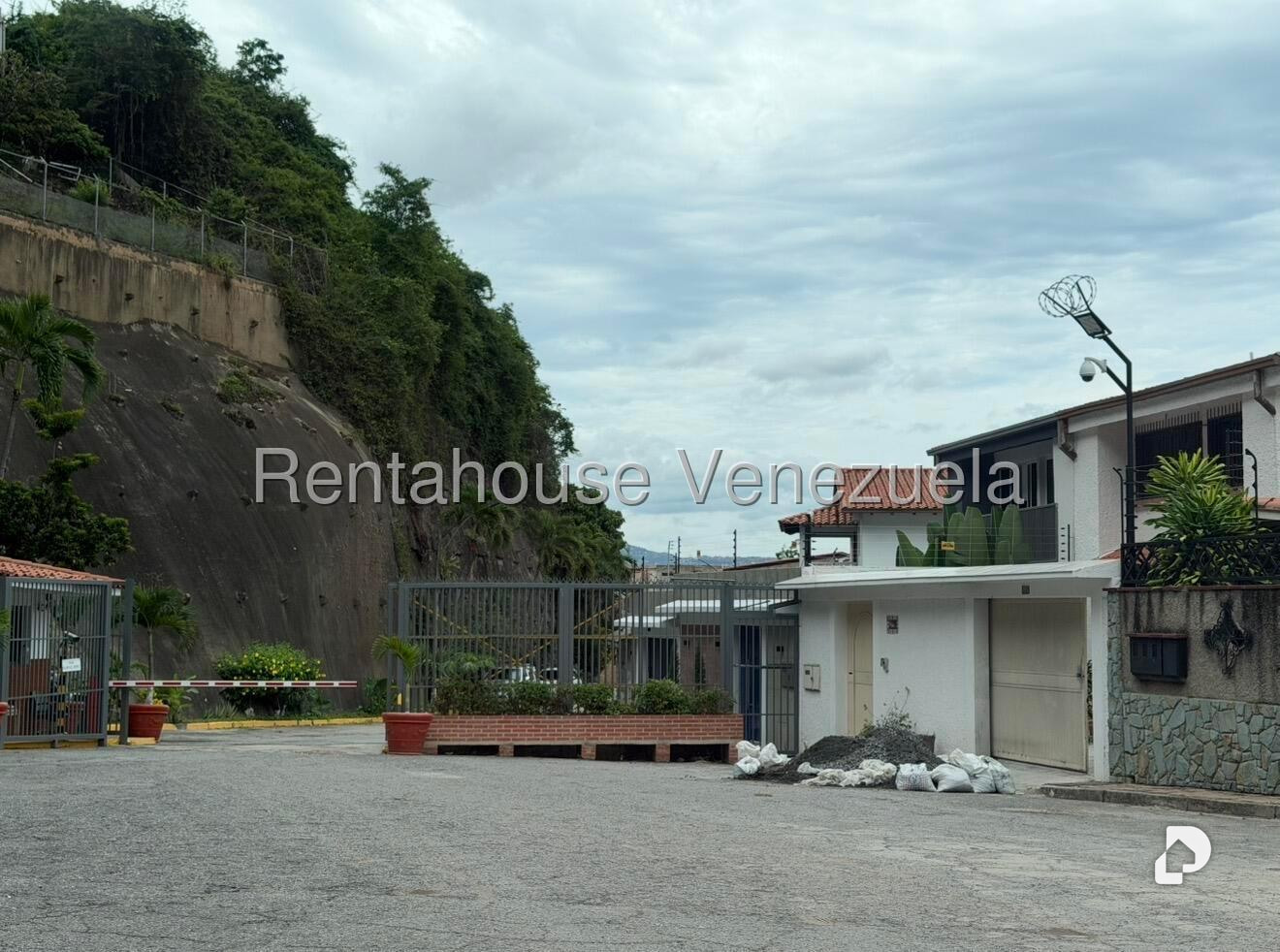 Casa en Colinas de Santa Mónica, Caracas – 23