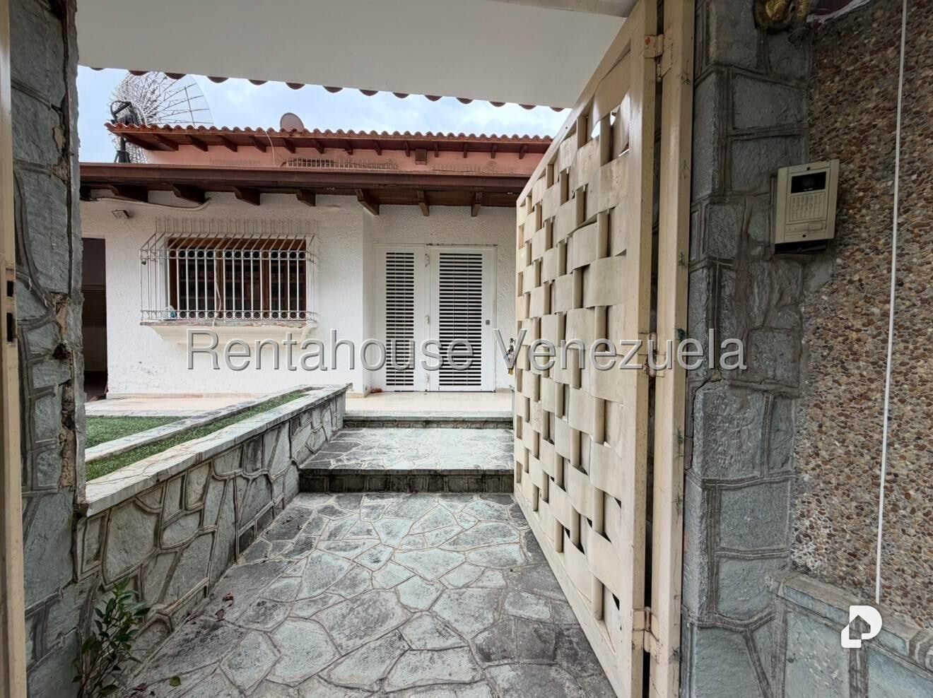 Casa en Colinas de Santa Mónica, Caracas – 4
