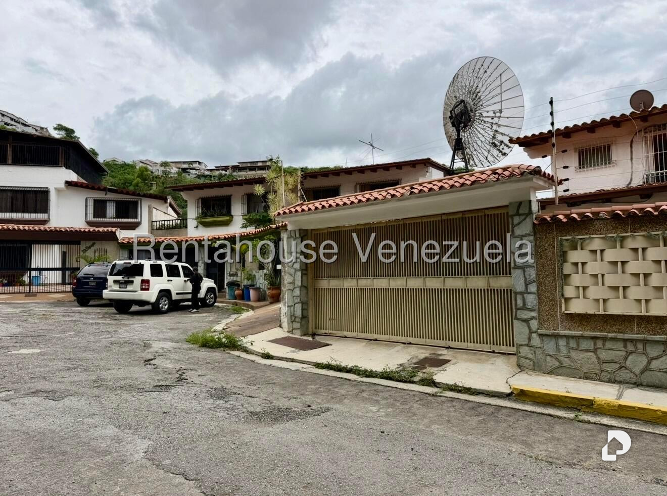 Casa en Colinas de Santa Mónica, Caracas – 3