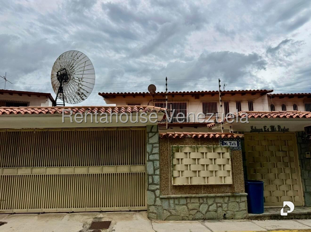 Casa en Colinas de Santa Mónica, Caracas – 2