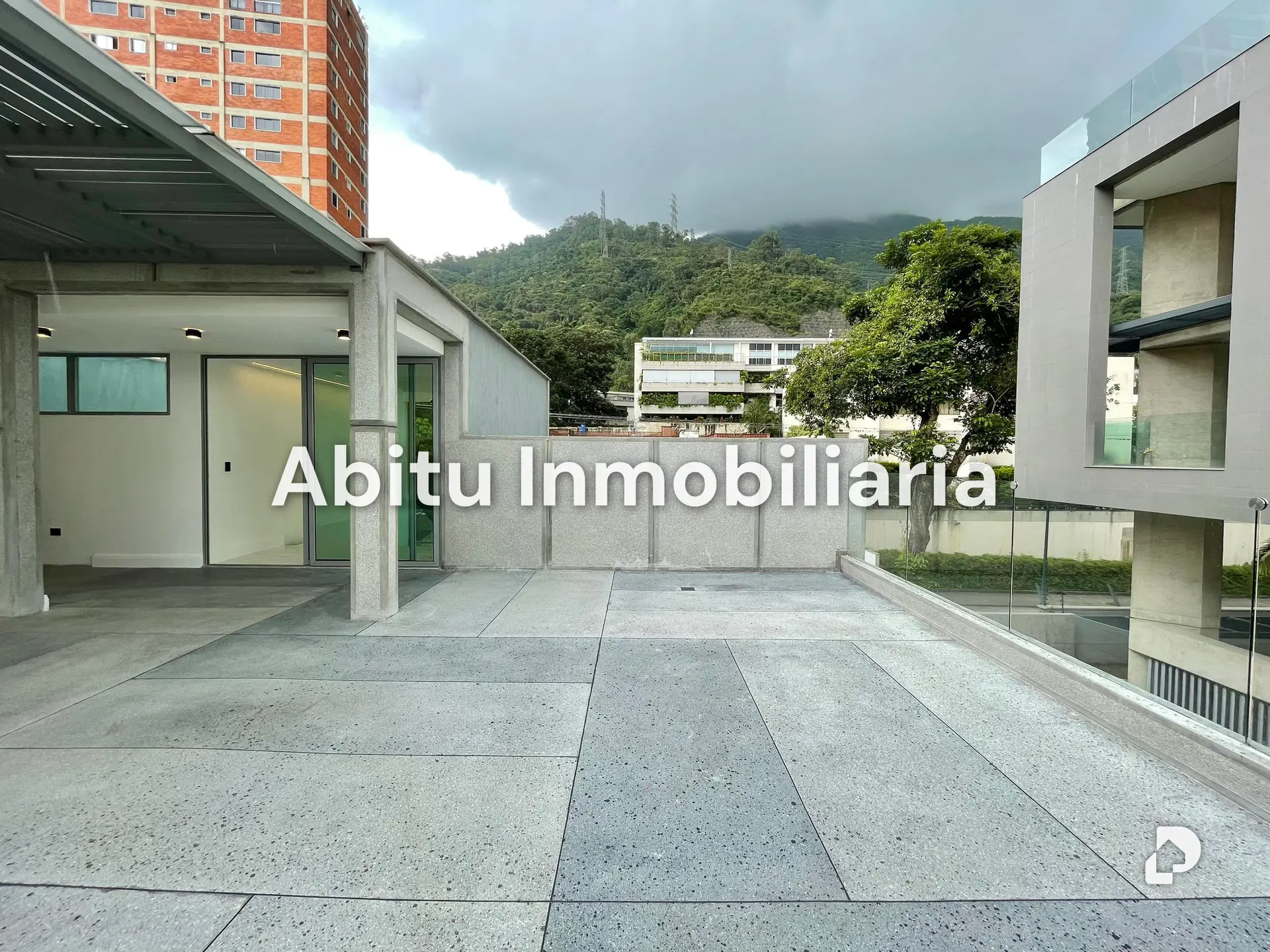 House in Altamira, Caracas – 5