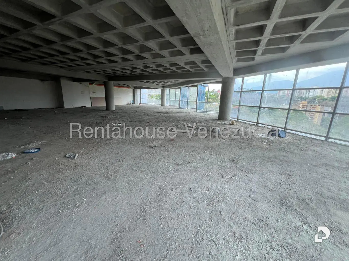 Local comercial en Cerro Verde, Caracas – 6