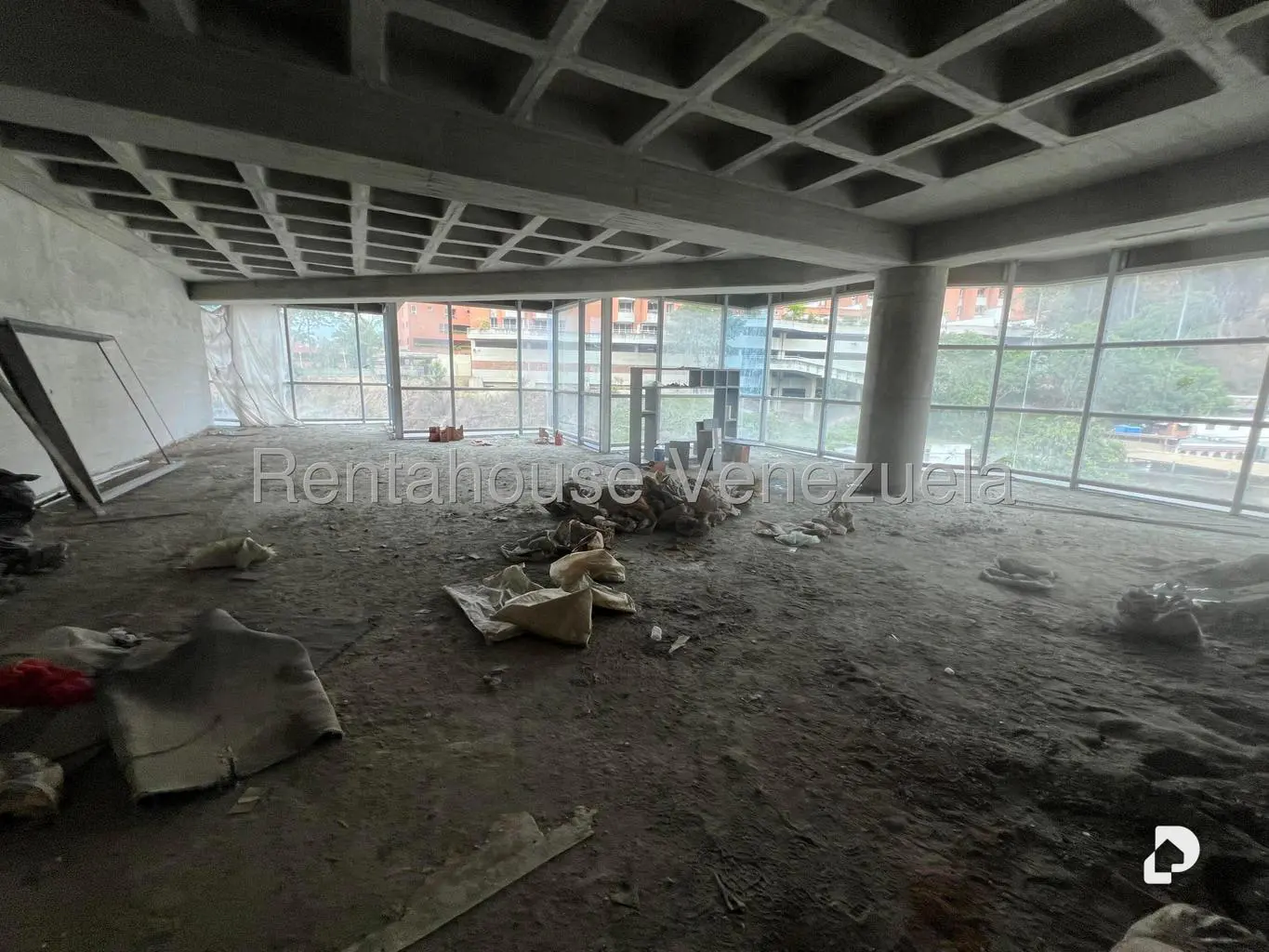Local comercial en Cerro Verde, Caracas – 5