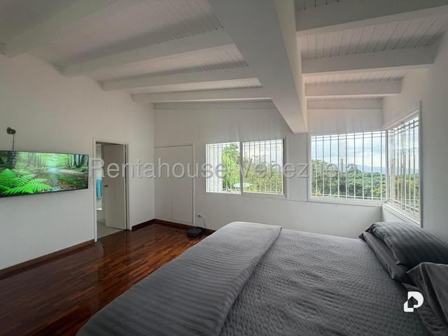 Casa en Alto Hatillo, Caracas – 9