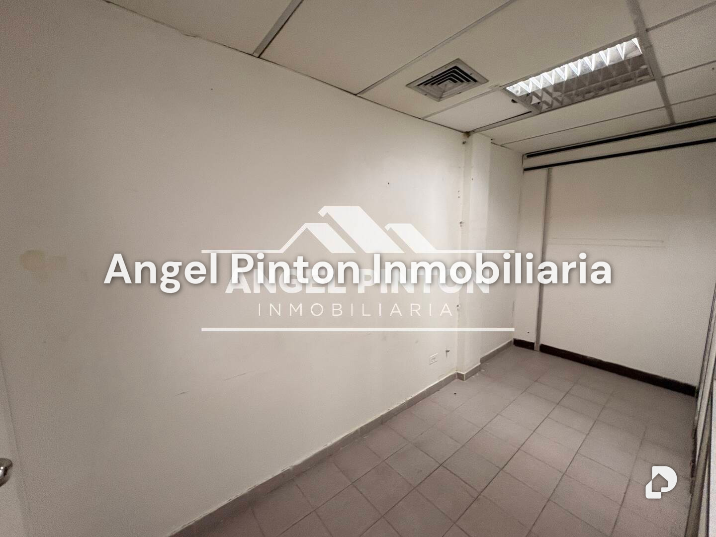 Oficina en Calle 72, Maracaibo – 4