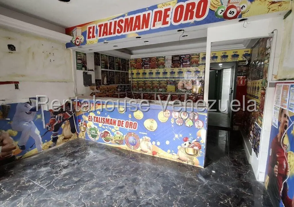 Local comercial en Los Rosales, Caracas - 1